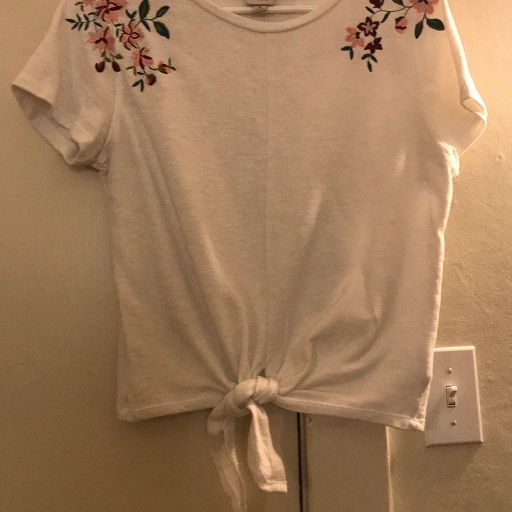 Embroidered top - Picture 3 of 3